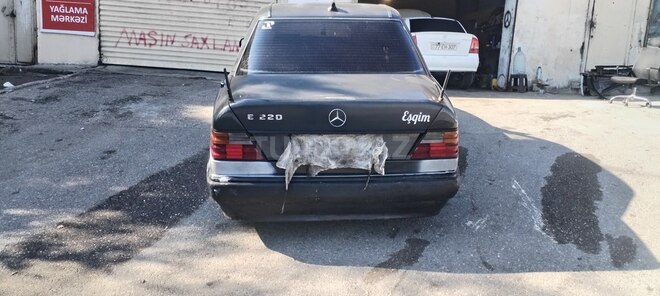 Mercedes E 220 1993, 444,444 km - 2.2 л - Bakı