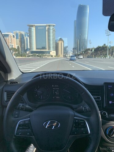 Hyundai Accent 2021, 33,500 km - 1.6 l - Bakı