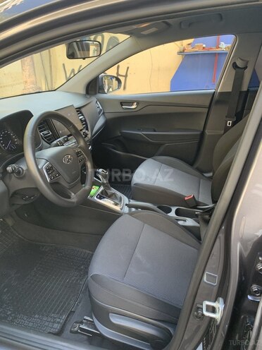 Hyundai Accent 2021, 33,500 km - 1.6 l - Bakı