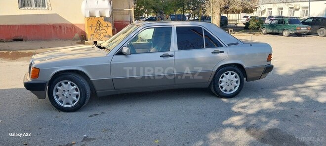 Mercedes 190 1992, 250,000 km - 2.0 l - Bakı