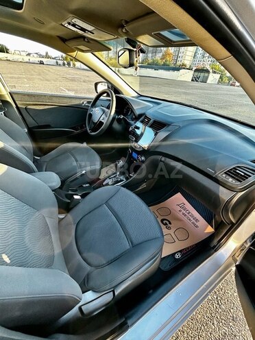 Hyundai Accent 2012, 210,000 km - 1.6 l - Gəncə