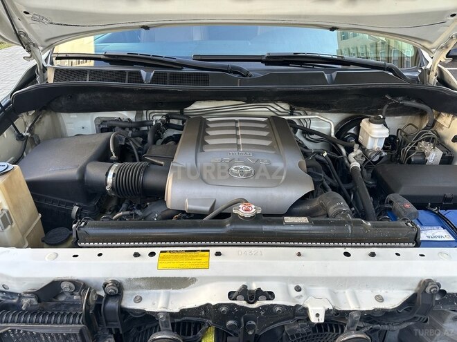 Toyota Sequoia 2010, 192,000 km - 5.7 l - Bakı