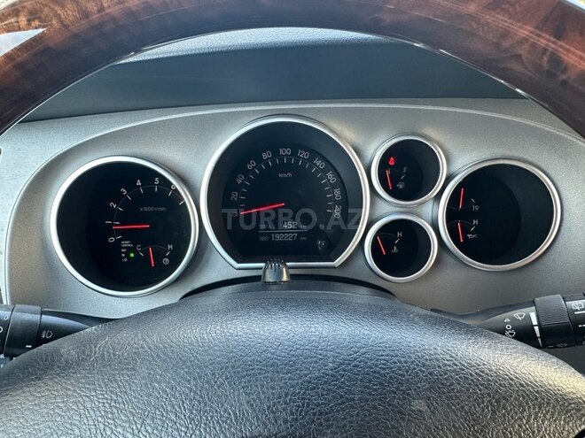 Toyota Sequoia 2010, 192,000 km - 5.7 l - Bakı