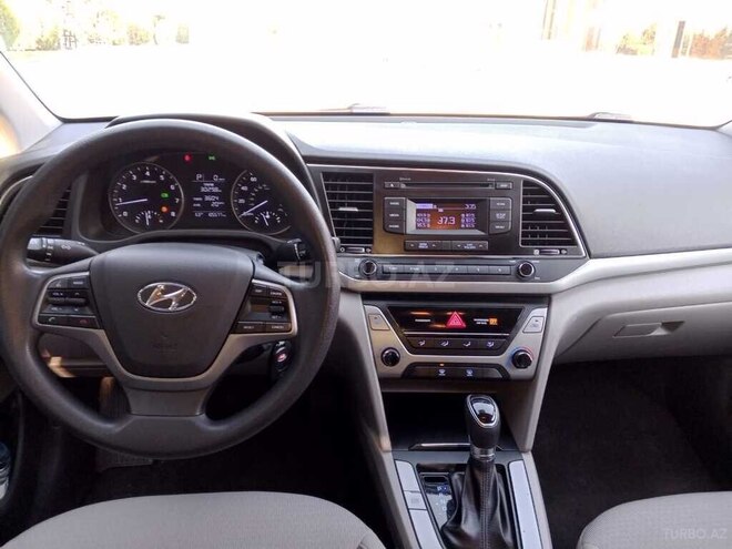 Hyundai Elantra 2017, 160,000 km - 2.0 l - Bakı