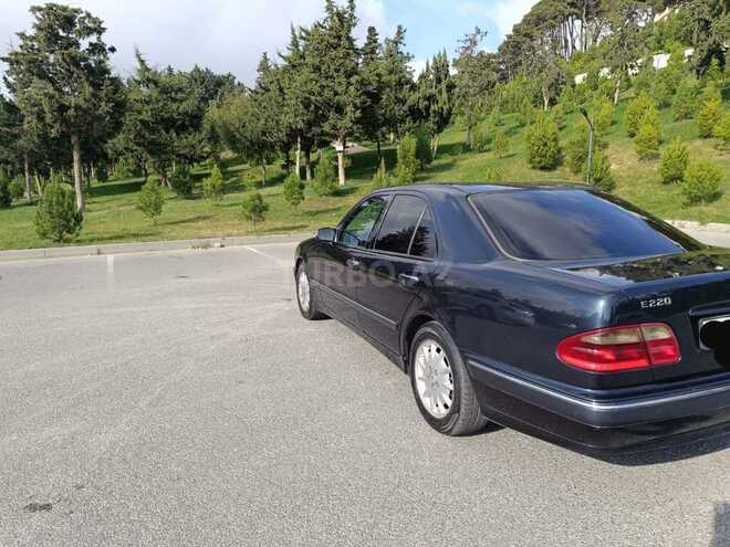 Mercedes E 220 d 2000, 400,000 km - 2.2 l - Bakı