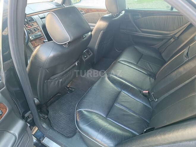 Mercedes E 220 d 2000, 400,000 km - 2.2 l - Bakı