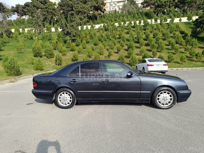Mercedes E 220 d 2000, 400,000 km - 2.2 l - Bakı