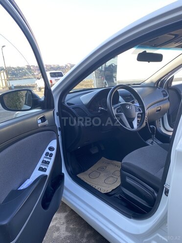 Hyundai Accent 2013, 222,000 km - 1.6 l - Bakı