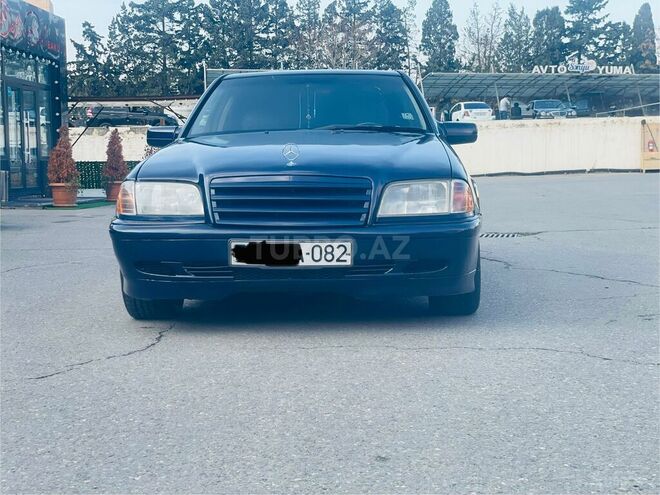 Mercedes C 220 d 2000, 267,000 km - 2.2 л - Bakı