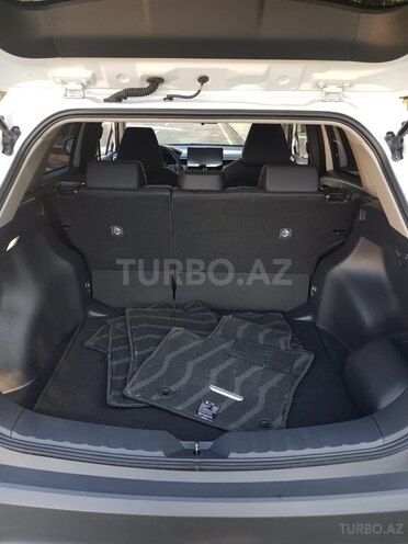Toyota Corolla Cross 2024, 600 km - 2.0 l - Qusar