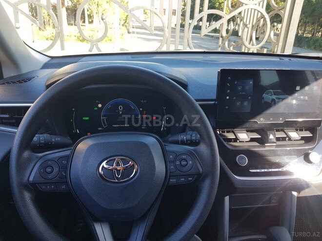 Toyota Corolla Cross 2024, 600 km - 2.0 l - Qusar