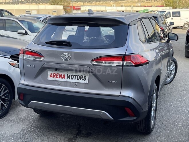 Toyota Corolla Cross-3