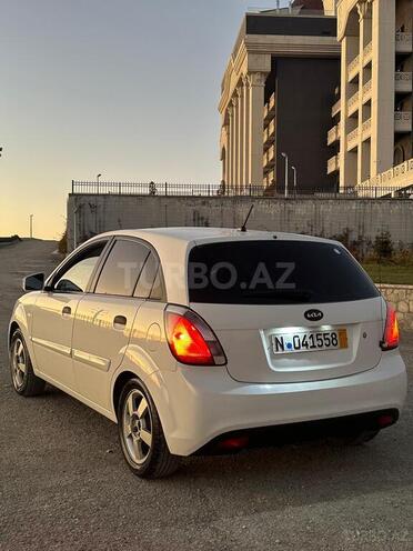 Kia Rio 2011, 222,000 km - 1.4 l - Şamaxı