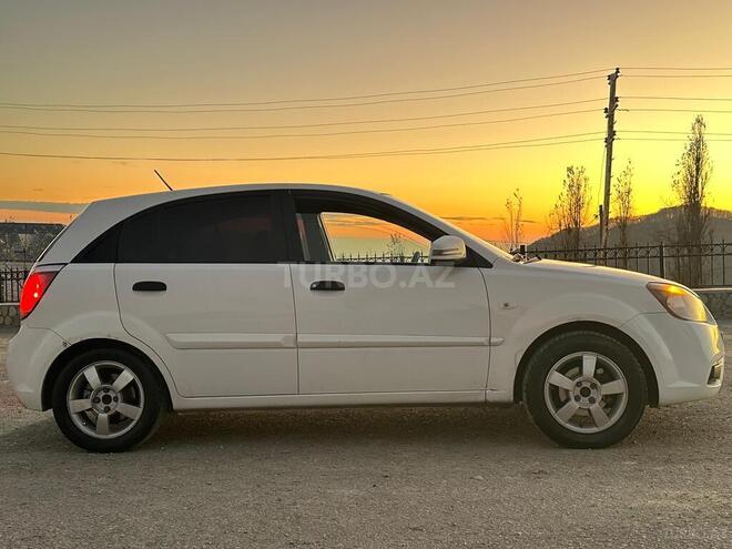 Kia Rio 2011, 222,000 km - 1.4 l - Şamaxı