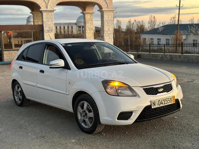 Kia Rio 2011, 222,000 km - 1.4 l - Şamaxı