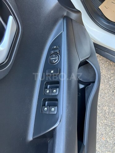 Kia Stonic 2018, 74,000 km - 1.6 l - Bakı