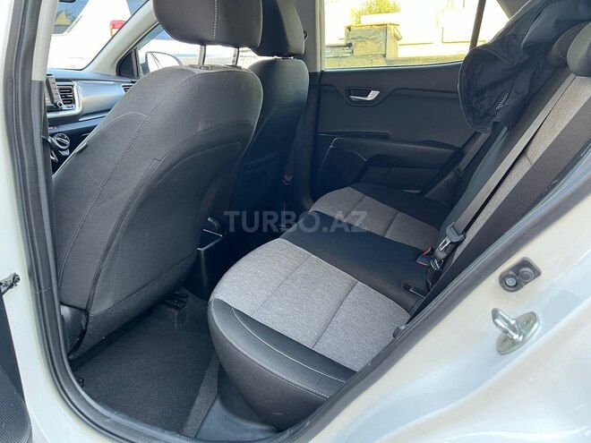 Kia Stonic 2018, 74,000 km - 1.6 l - Bakı