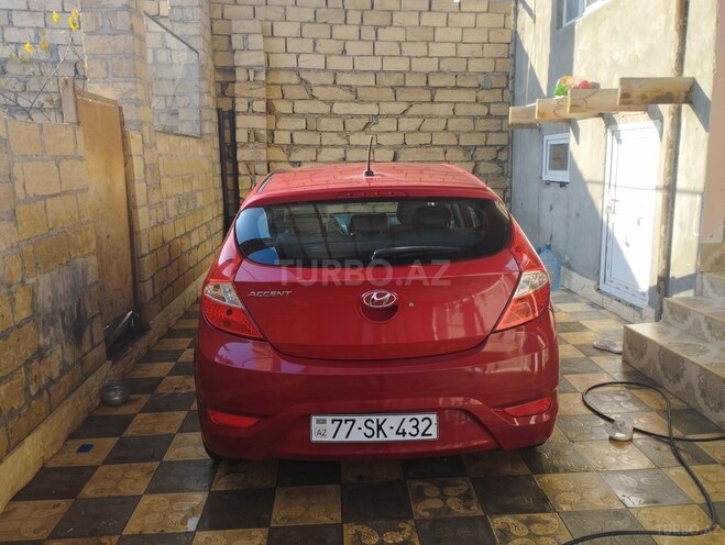 Hyundai Accent 2015, 59,897 km - 1.6 l - 