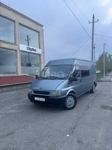 Ford Transit 2000, 511,000 km - 2.4 л - Quba