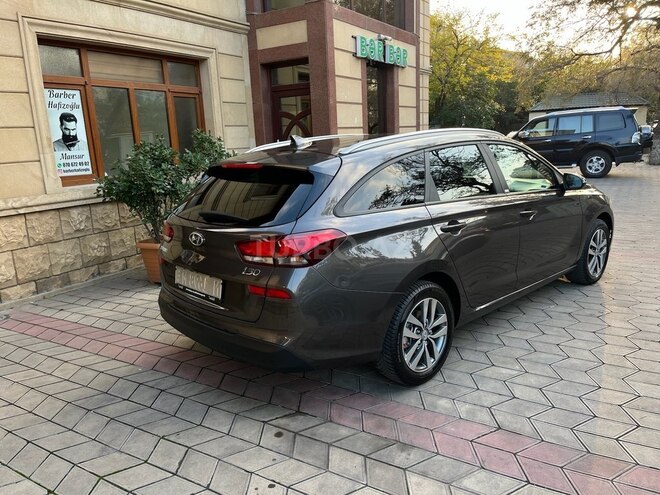 Hyundai i30 2020, 112,000 km - 1.6 l - Bakı