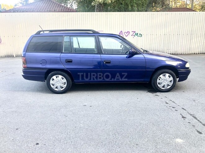 Opel Astra 1996, 345,000 km - 1.6 l - Mingəçevir