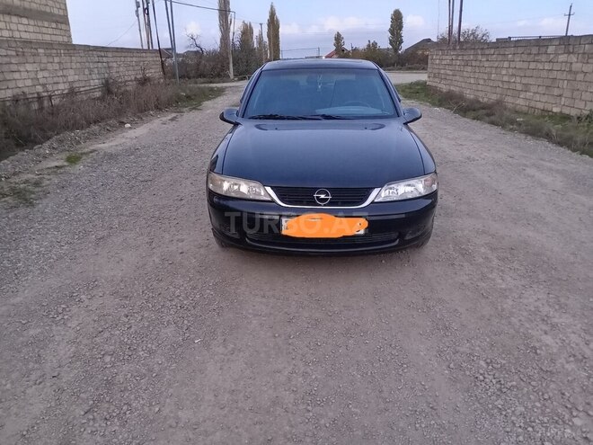Opel Vectra 1996, 241,500 km - 2.0 l - Xudat