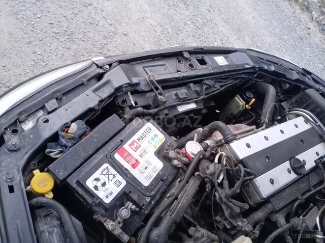 Opel Vectra 1996, 241,500 km - 2.0 l - Xudat