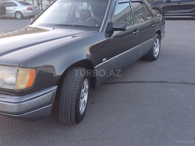 Mercedes E 250 1994, 292,679 km - 2.5 l - Sumqayıt