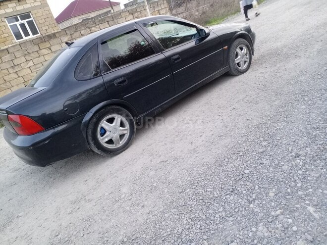Opel Vectra 1996, 241,500 km - 2.0 l - Xudat