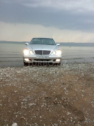 Mercedes E 240 2000, 258,000 km - 2.4 l - Göyçay