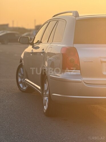 Toyota Avensis 2006, 261,000 km - 2.0 l - Bakı