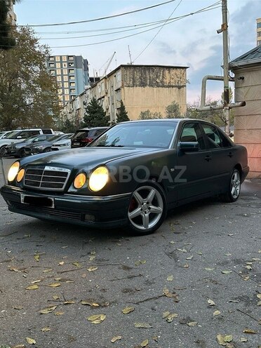 Mercedes E 230 1996, 450,000 km - 2.3 л - Bakı