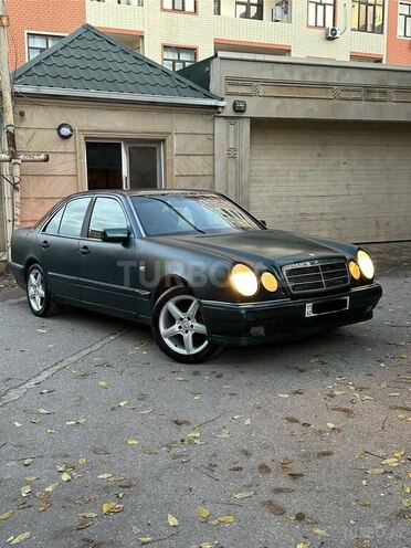 Mercedes E 230 1996, 450,000 km - 2.3 л - Bakı