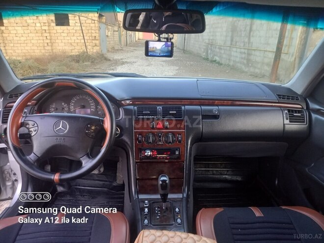 Mercedes E 220 d 2000, 580,788 km - 2.2 l - Bakı