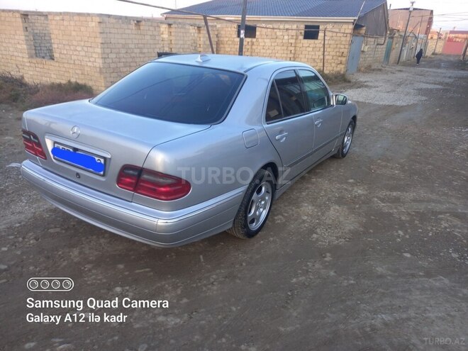 Mercedes E 220 d 2000, 580,788 km - 2.2 l - Bakı