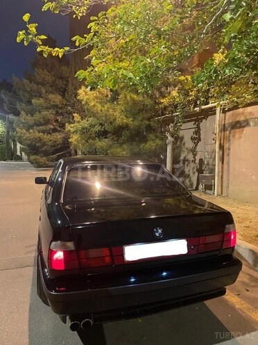 BMW 528 1993, 228,000 km - 2.8 л - Bakı