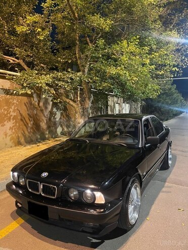 BMW 528 1993, 228,000 km - 2.8 л - Bakı
