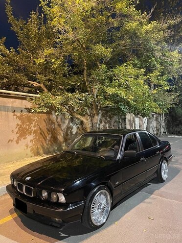BMW 528 1993, 228,000 km - 2.8 л - Bakı