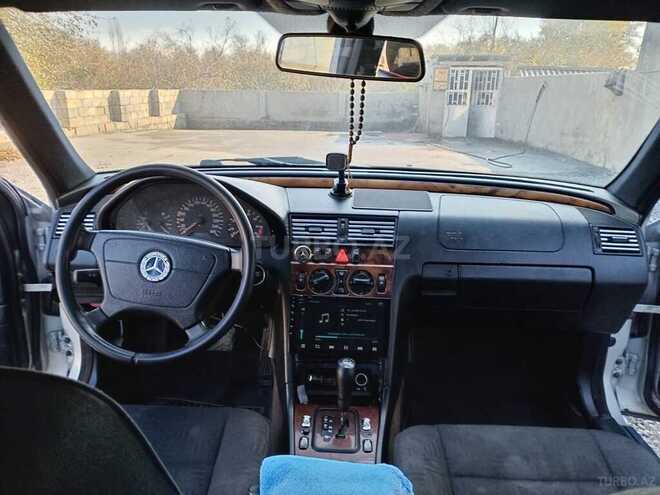 Mercedes C 240 1999, 288,000 km - 2.4 l - Zaqatala