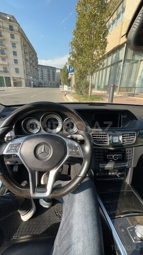 Mercedes E 250 2014, 153,700 km - 2.1 l - Bakı