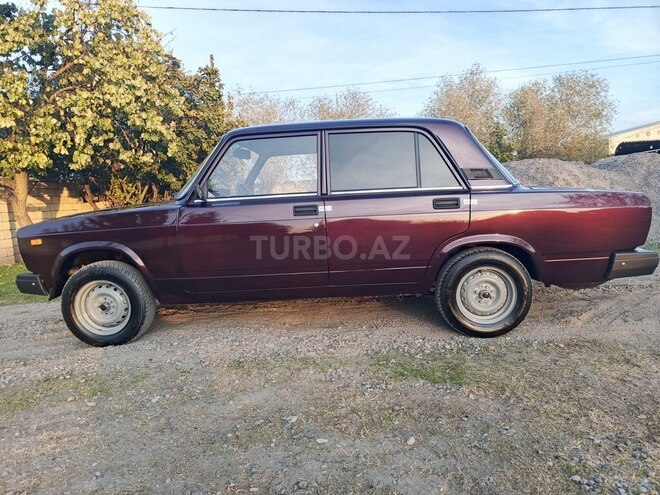 LADA (VAZ) 2107 2010, 98,000 km - 1.6 л - Saatlı