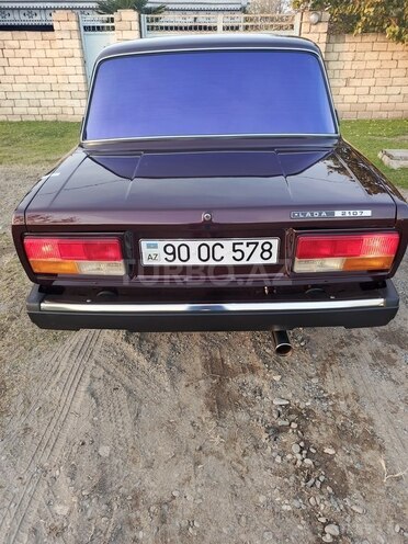 LADA (VAZ) 2107 2010, 98,000 km - 1.6 л - Saatlı