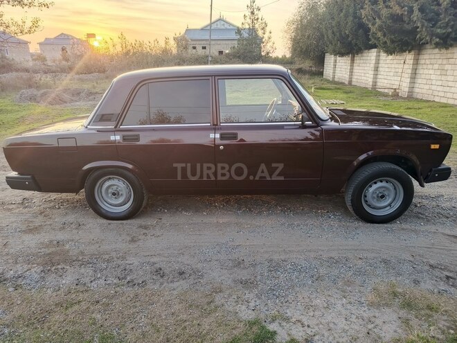 LADA (VAZ) 2107 2010, 98,000 km - 1.6 л - Saatlı