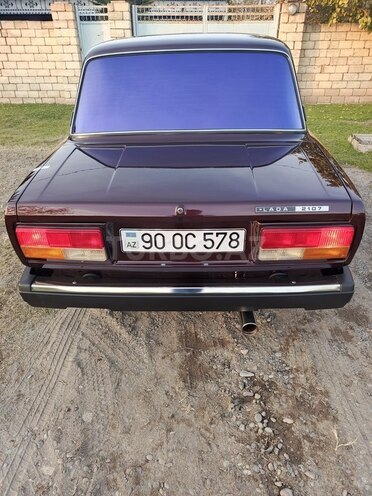 LADA (VAZ) 2107 2010, 98,000 km - 1.6 л - Saatlı