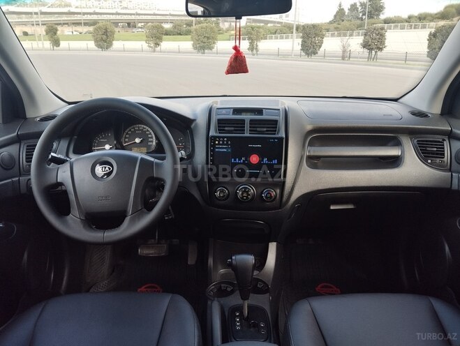Kia Sportage 2009, 174,000 km - 2.0 л - Bakı