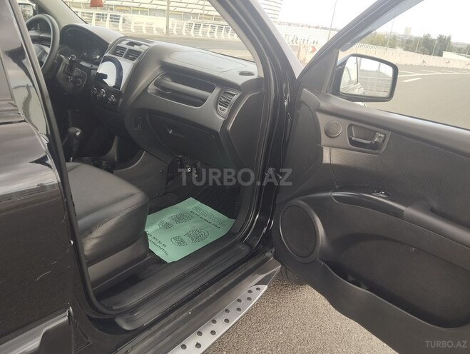 Kia Sportage 2009, 174,000 km - 2.0 л - Bakı