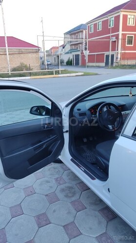 Opel Astra 2009, 249,112 km - 1.4 l - Sumqayıt