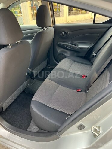 Nissan Sunny 2015, 52,000 km - 1.8 l - Bakı