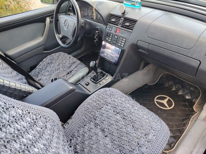 Mercedes C 220 1995, 420,744 km - 2.2 l - Bakı