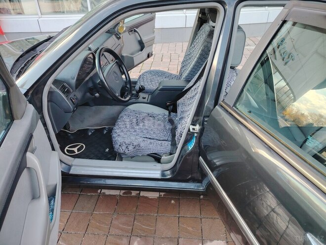 Mercedes C 220 1995, 420,744 km - 2.2 l - Bakı